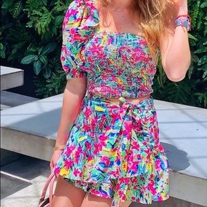 Zara set perfect for any event, brunch, party whatever you have in your mind.